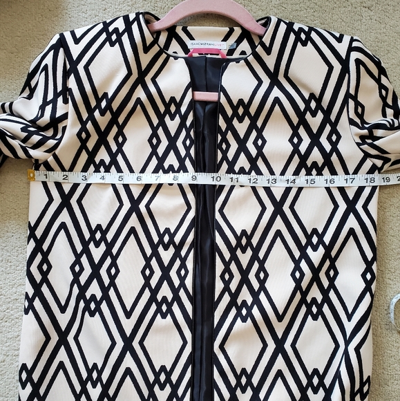 Isaac Mizrahi Live! Geometric pattern open jacket blazer size 2 (XS) black beige - Picture 9 of 10